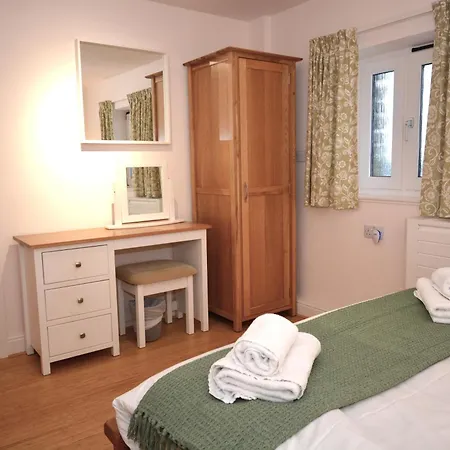 Swarthmoor Hall Country house *