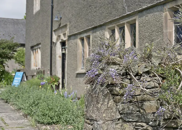 Country house Swarthmoor Hall *